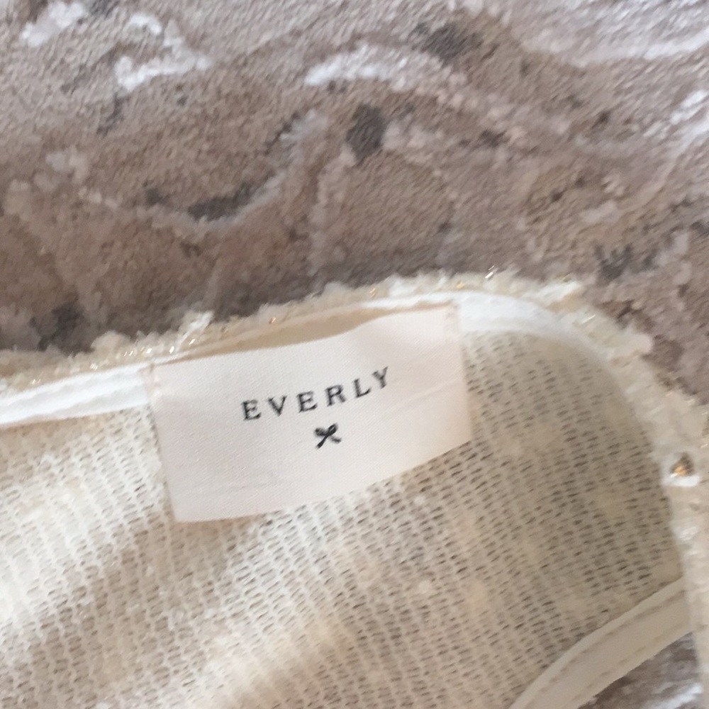 Everly - Ivory & Gold Textured Dress w/ Bow - Picture 6 of 8